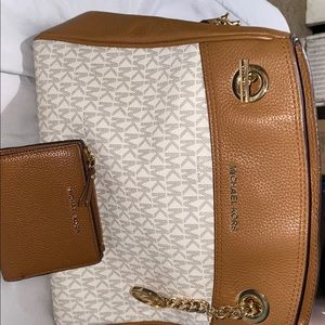 Michael Kors purse